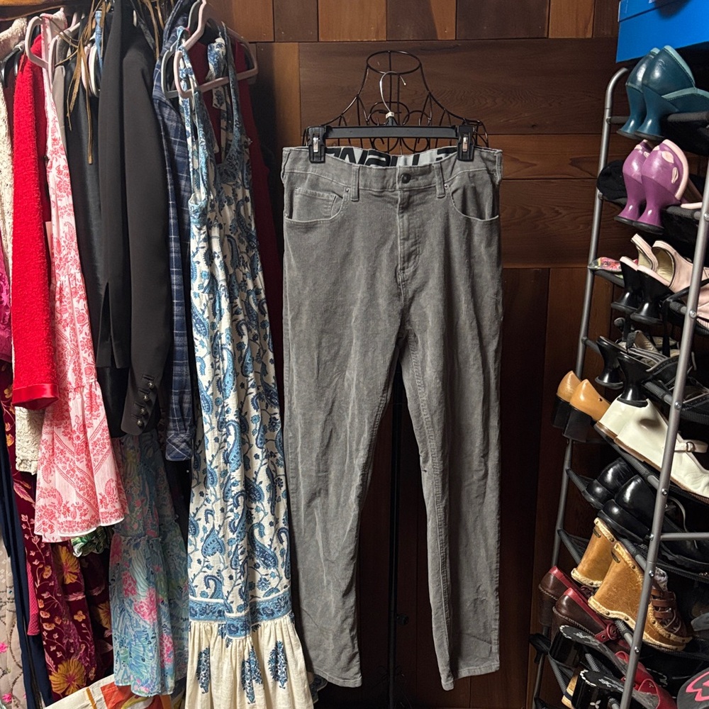 Stylish Men's Corduroy Pants in Gray